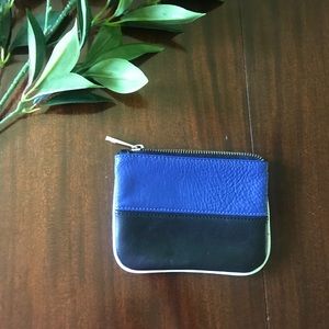 Little blue clutch BDG